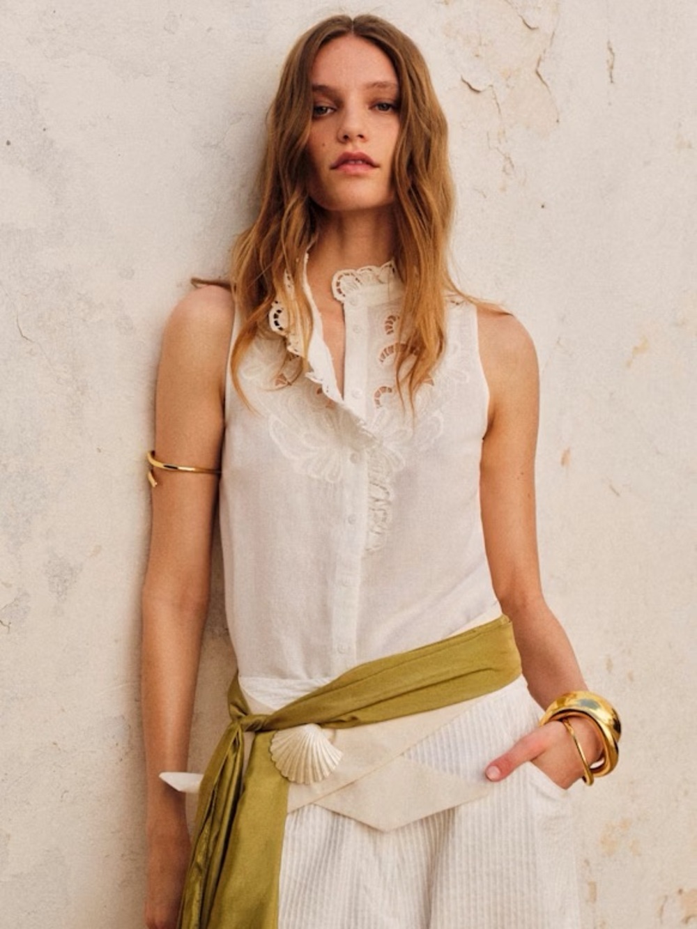 Sezane Blouse Sasky, Ecru color in size 4 - Picture 3 of 8